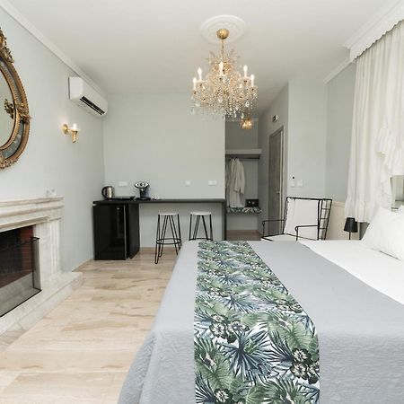 Glykanisos Suites Néa Péramos 外观 照片