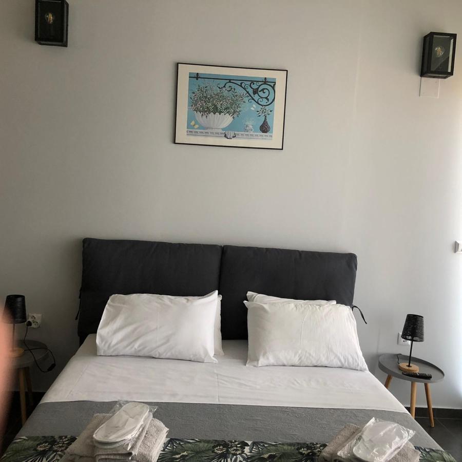 Glykanisos Suites Néa Péramos 外观 照片