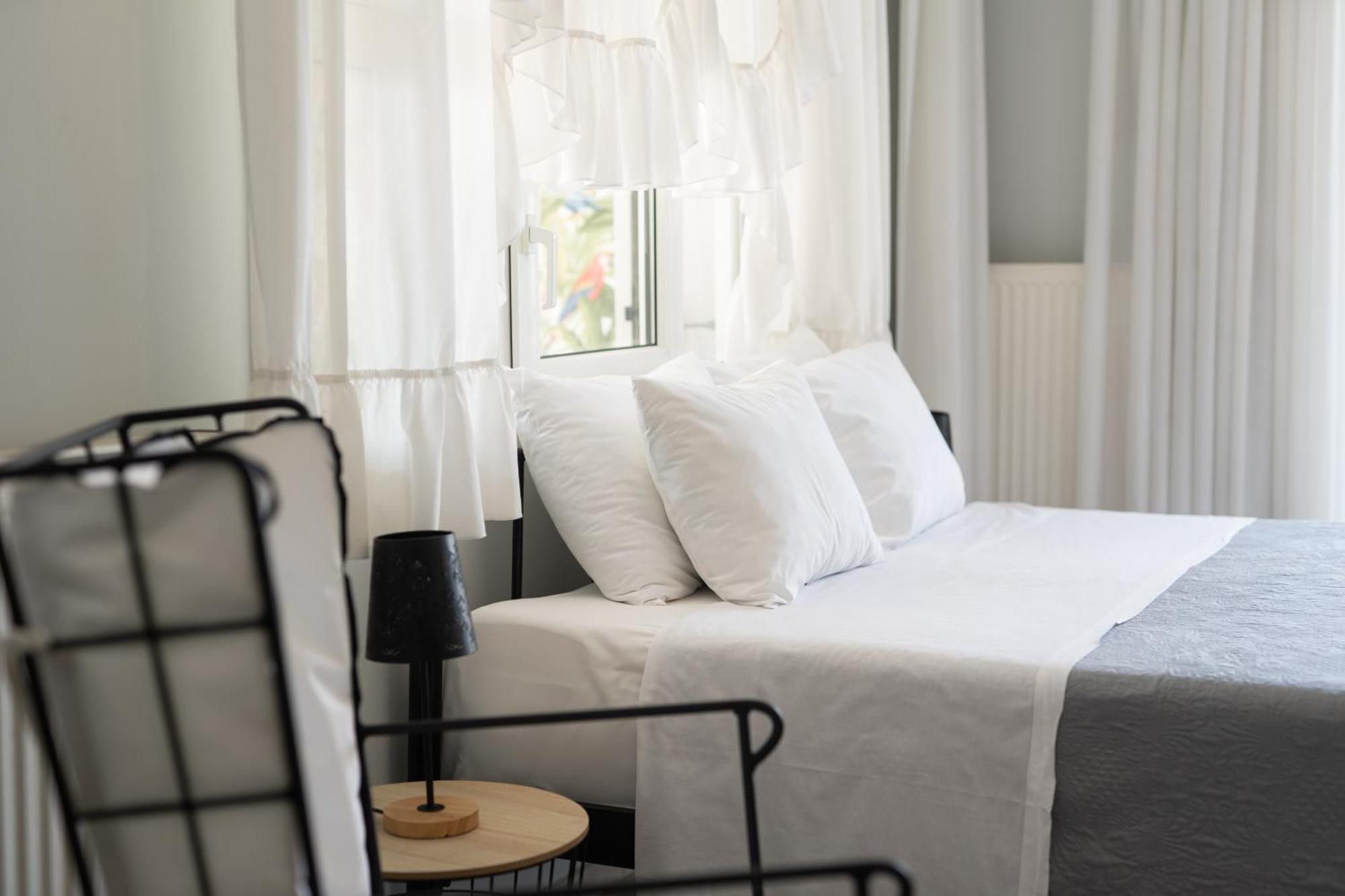 Glykanisos Suites Néa Péramos 外观 照片