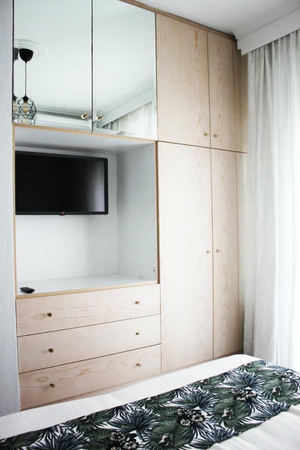 Glykanisos Suites Néa Péramos 外观 照片
