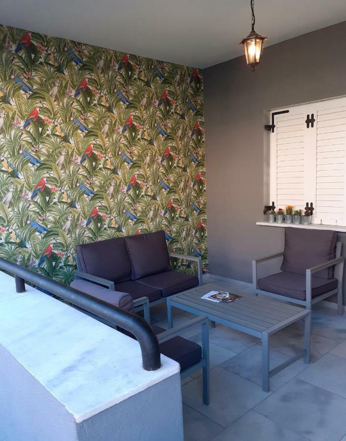 Glykanisos Suites Néa Péramos 外观 照片